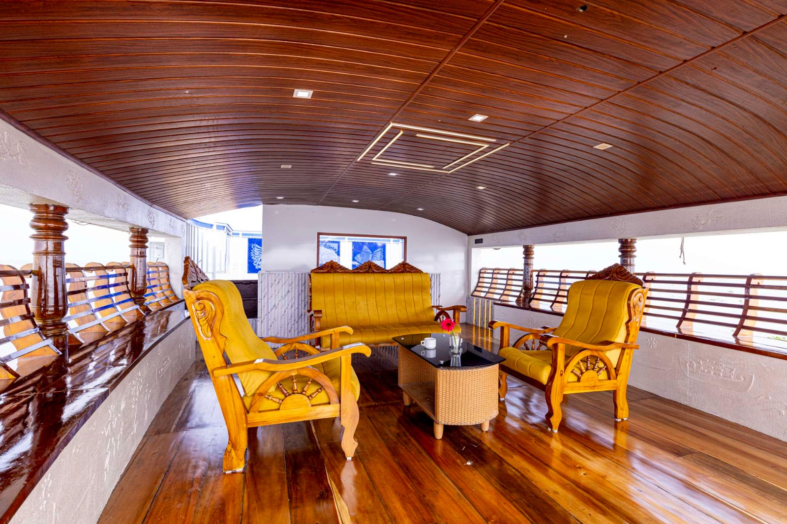 Karuthamma 2 bed Deluxe