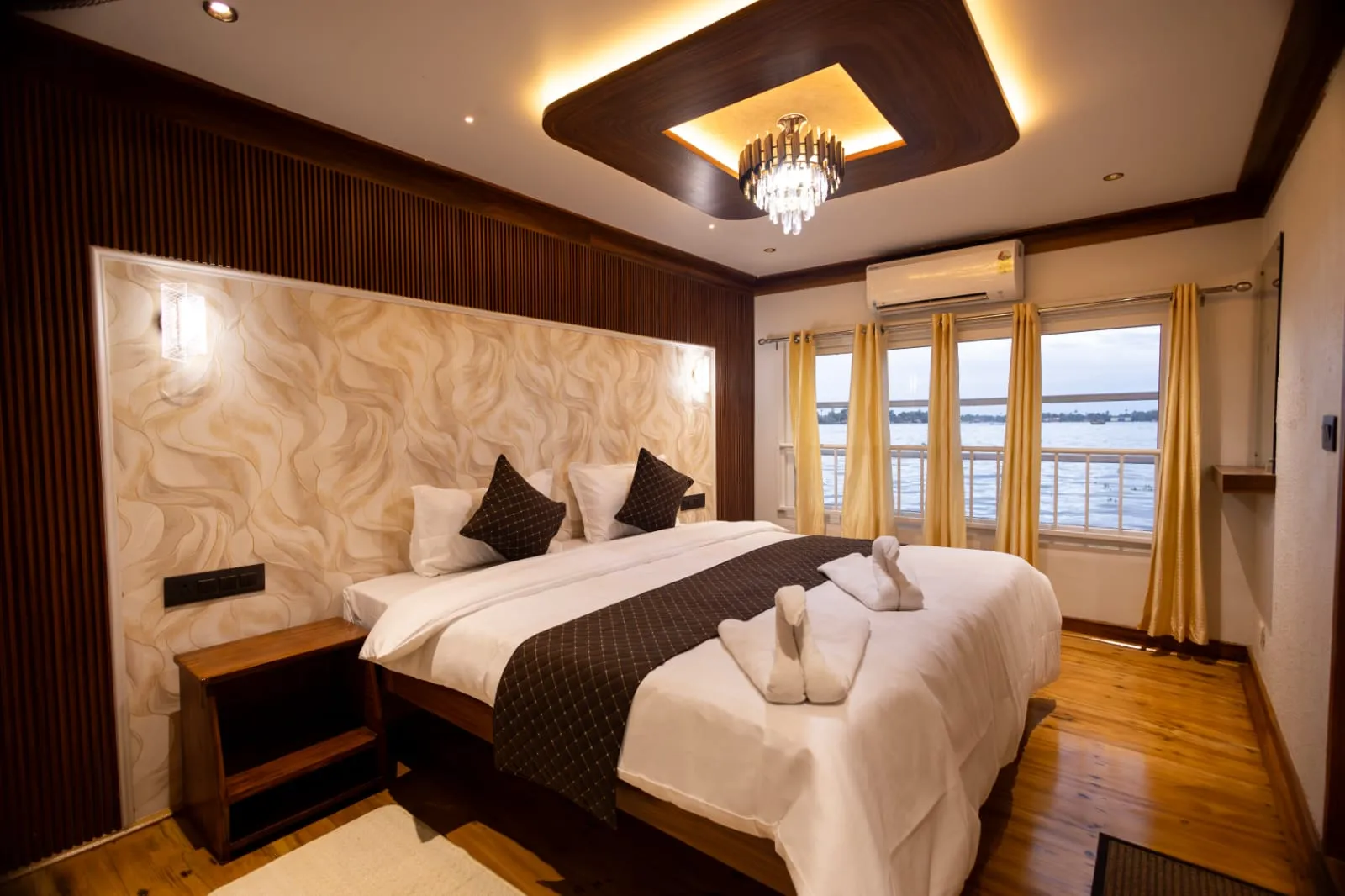 Oasis Premium 4