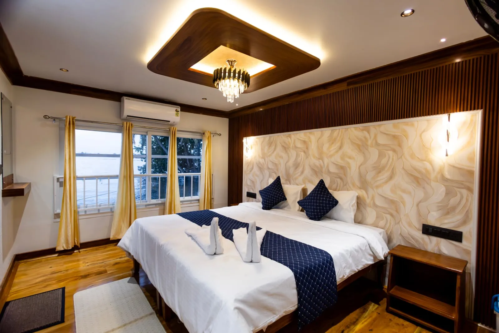 Oasis Premium 4