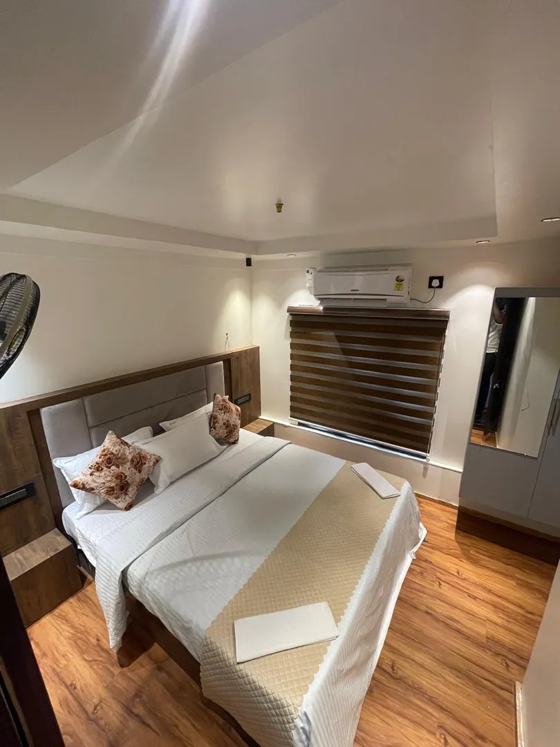 Elegance 2 Premium