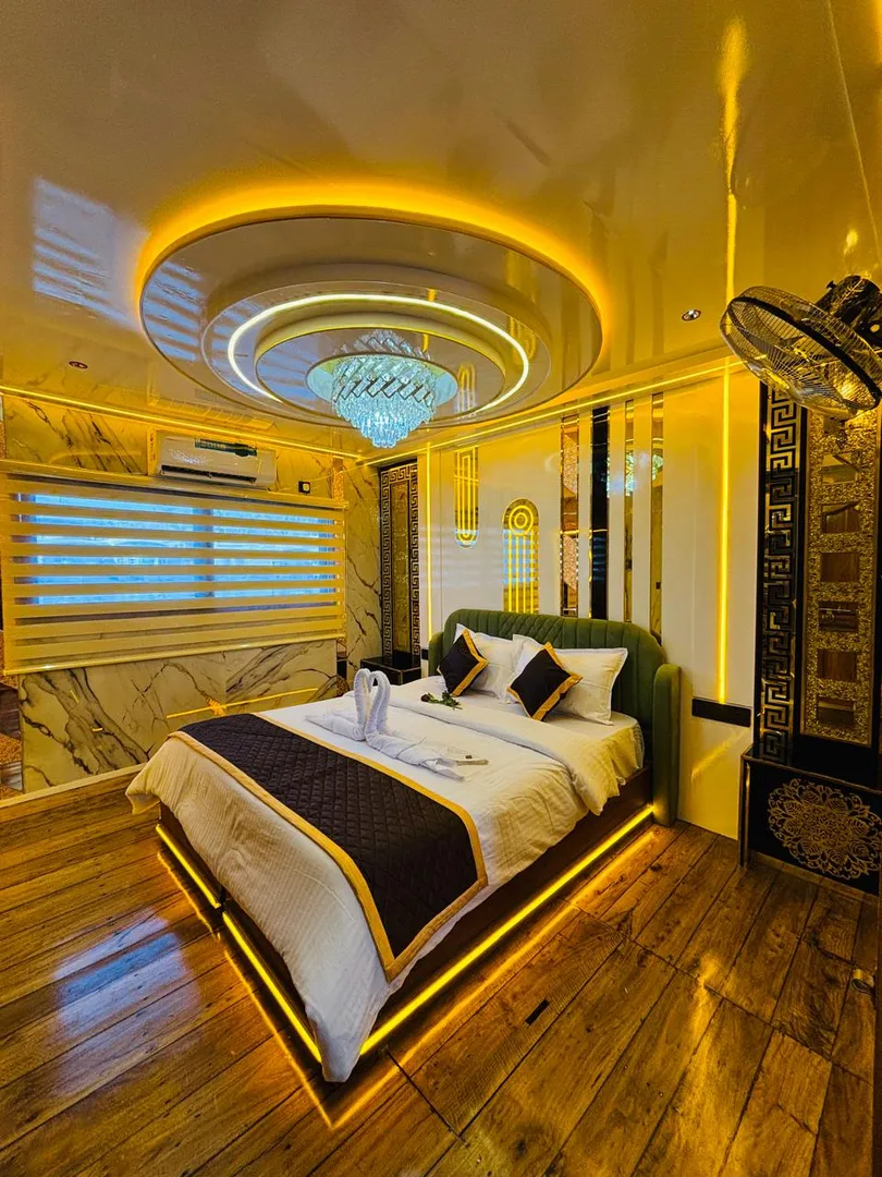 Karuthamma 5 Luxury