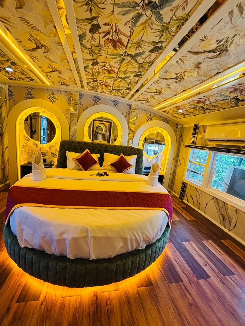 Karuthamma 5 Luxury