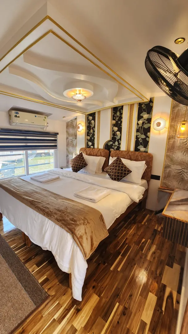 George Kutty Premium 