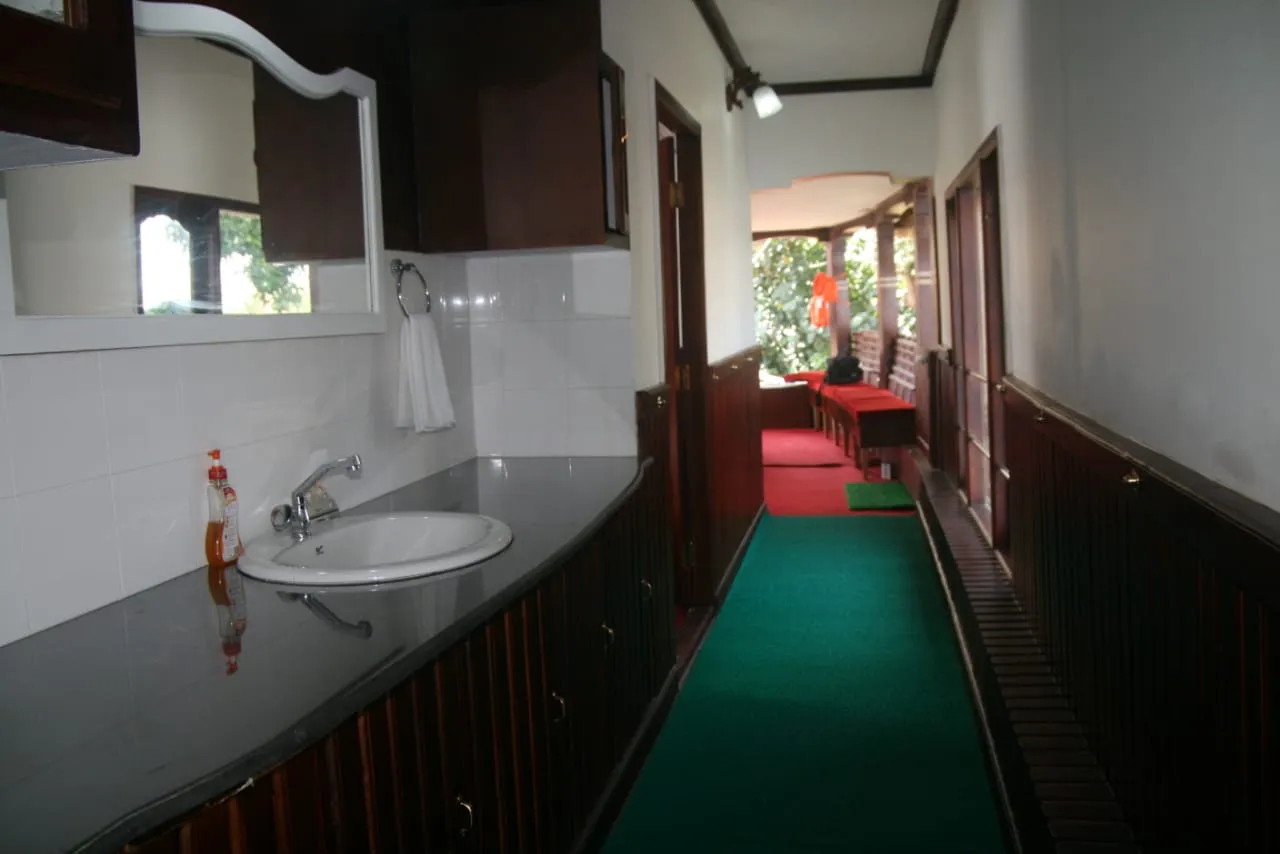 Manikandan Deluxe