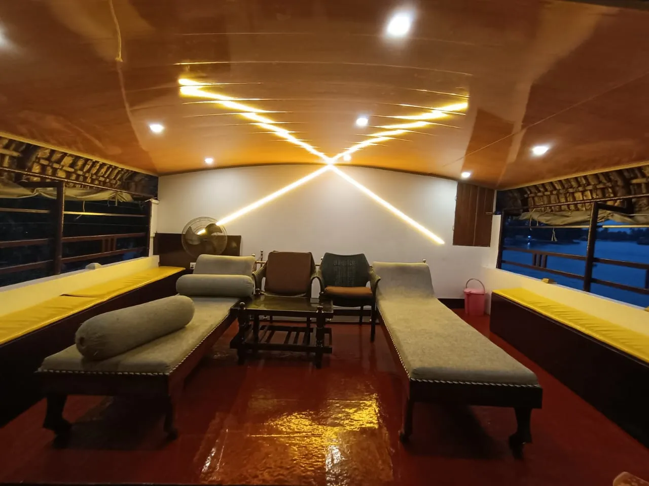 Manikandan Deluxe