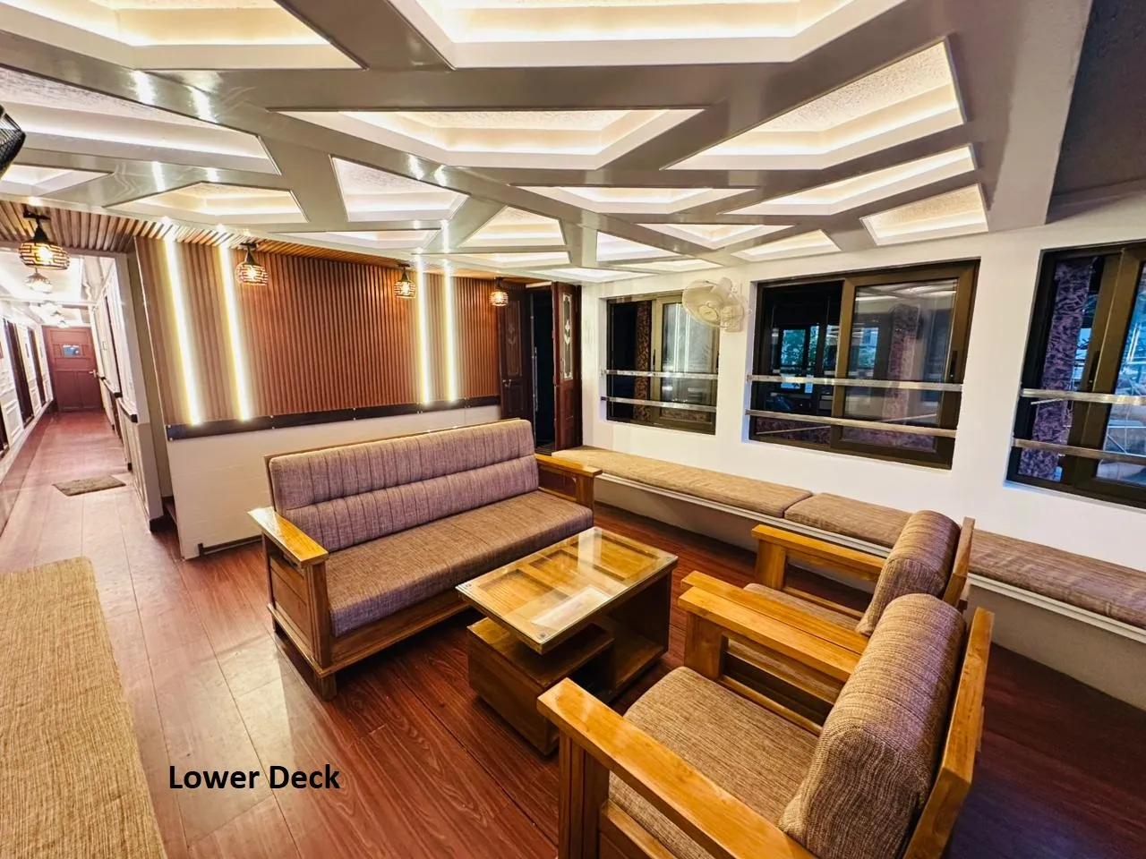 Alleppey Houseboat - Sun Waves View - Alleppey GT