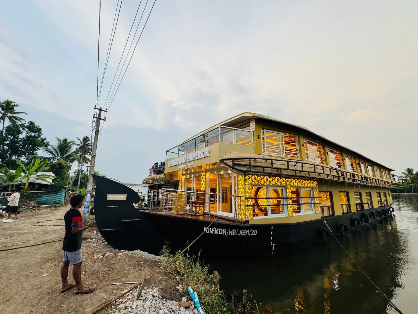 Vembanad Emperor